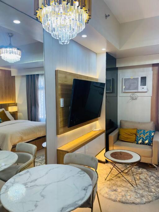 Marias Suite Near Manila Bay Free Use Of Pool エクステリア 写真