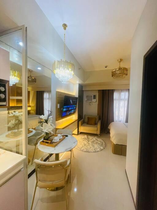 Marias Suite Near Manila Bay Free Use Of Pool エクステリア 写真