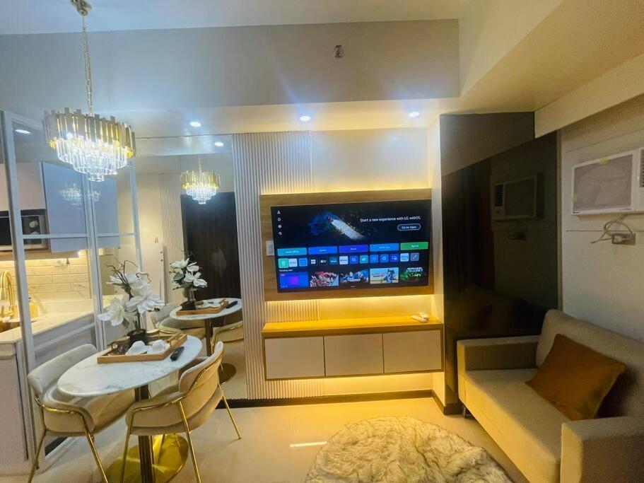 Marias Suite Near Manila Bay Free Use Of Pool エクステリア 写真